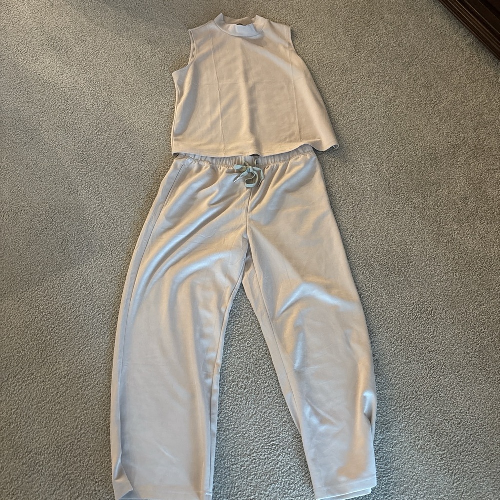 Sleeveless Top and Pants Set in Beige